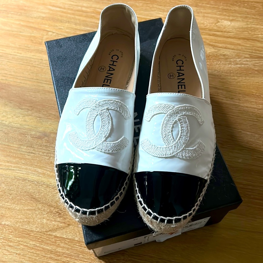 Chanel Espadrilles white and black